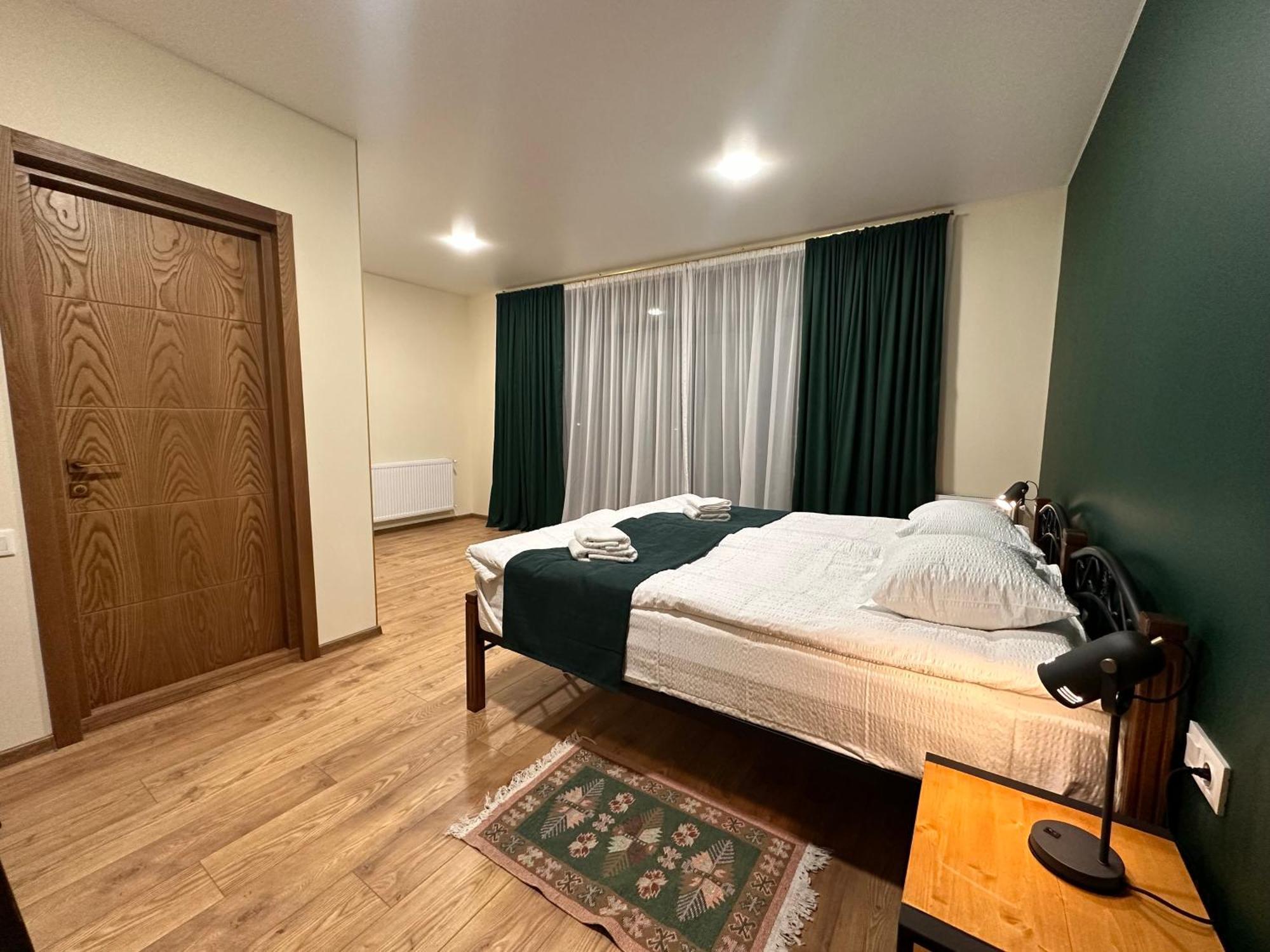 Hotel Mountime Kazbegi Buitenkant foto